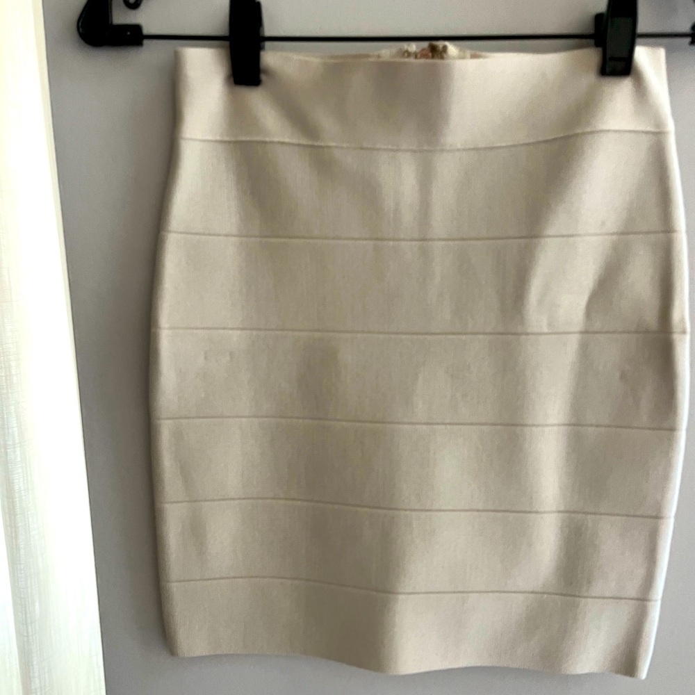 Bebe bandage skirt size small NWT